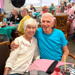 Fun Couple At FSQ Historic Mesa 800Px
