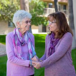Mother & Daughter Memory Care In Downtown Mesa 667Pxsq
